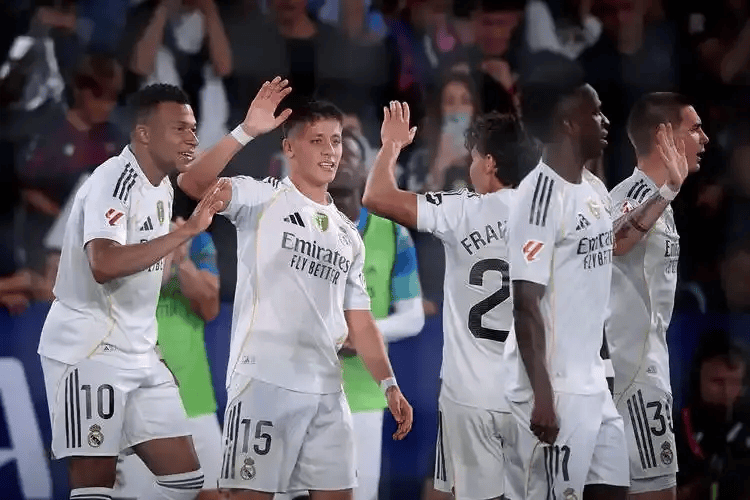 九游体育下载-今晨欧冠传出新动向，皇家社会篮板制胜，管理层表态：管理层满意，赛季目标并未改变的简单介绍